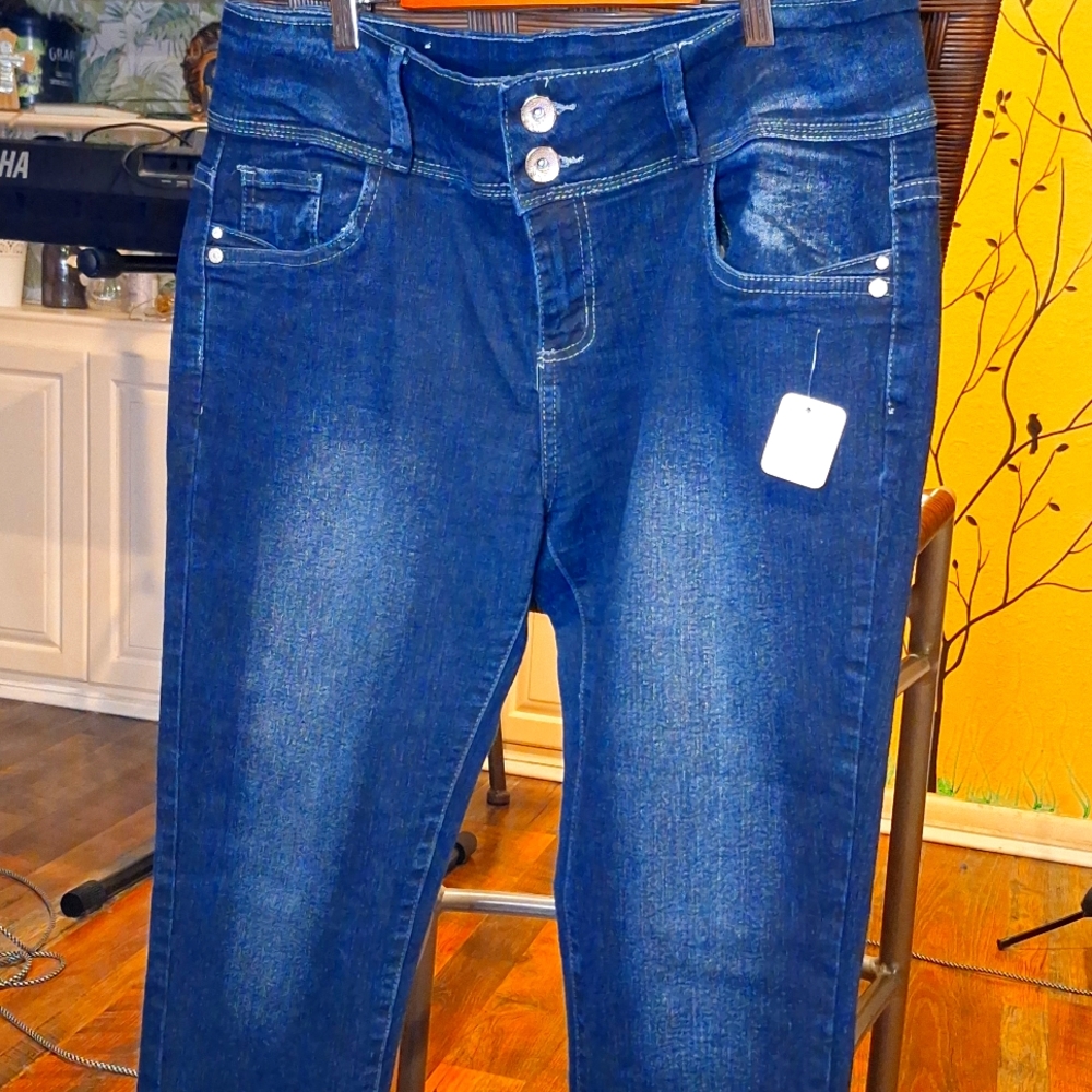 Jeans by IQ & Co.